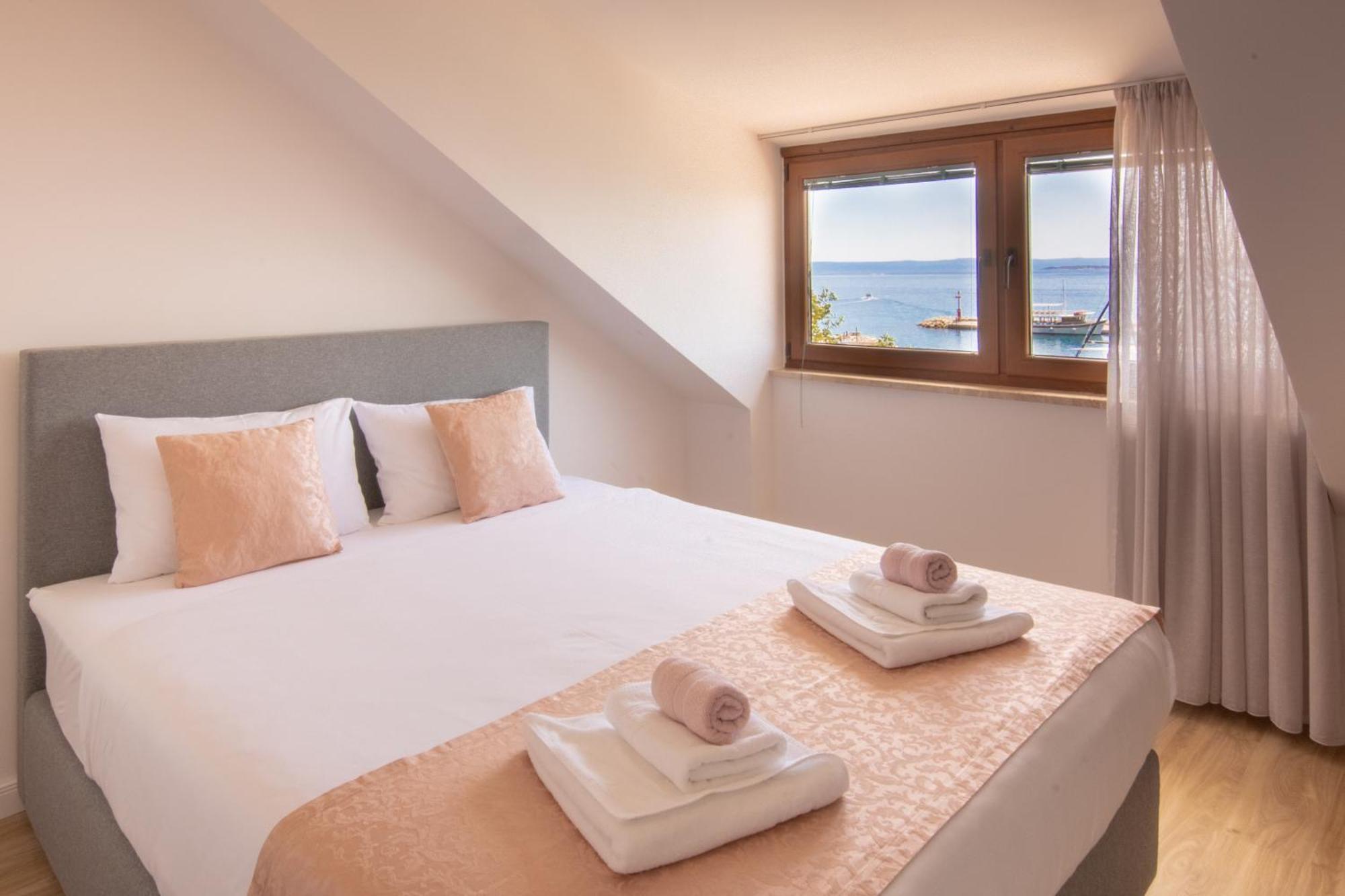 Bed & Breakfast Portun In The Center Baška Voda Extérieur photo