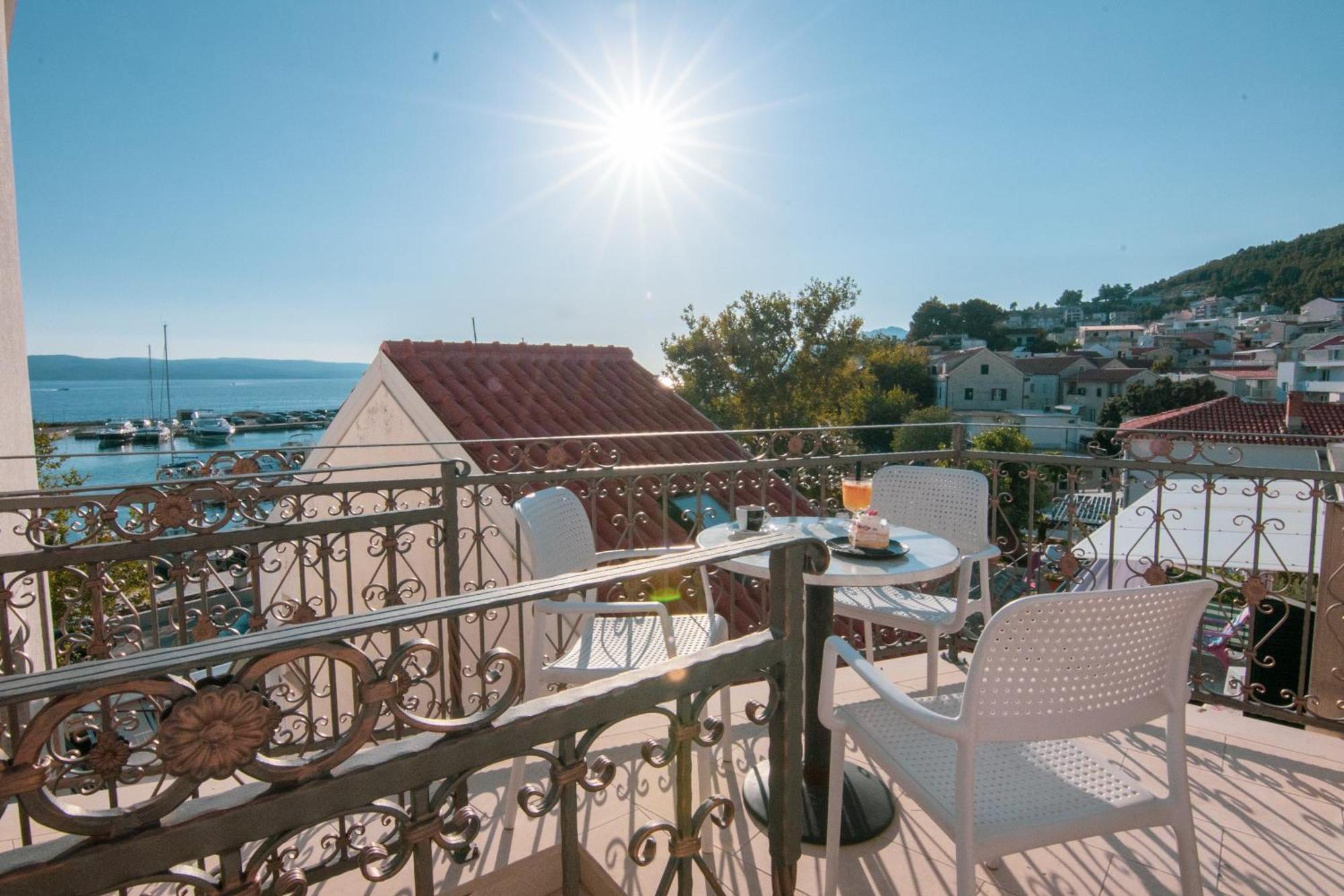 Bed & Breakfast Portun In The Center Baška Voda Extérieur photo